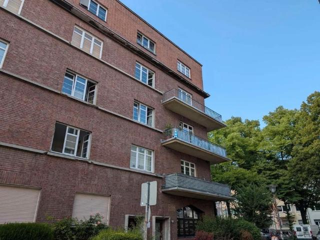Wohnung kaufen in Lindenthal, Köln