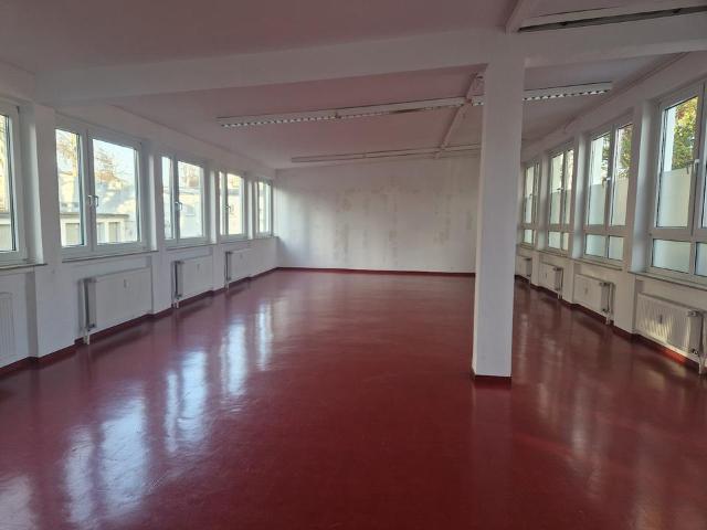 Gewerbe mieten in Huchting, Bremen