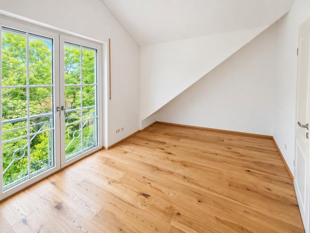 Dachgeschosswohnung mieten in Haar, Bayern