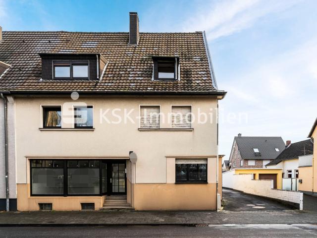 Dachgeschosswohnung kaufen in Troisdorf, Nordrhein-Westfalen