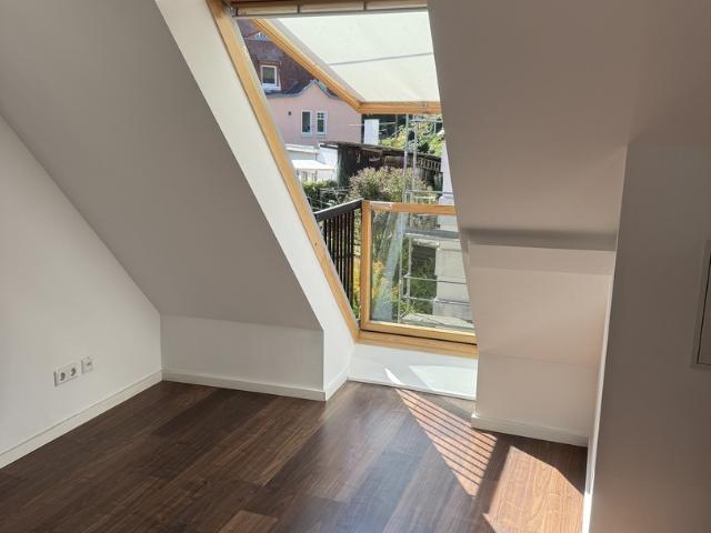 Dachgeschosswohnung kaufen in Beutau, Esslingen am Neckar