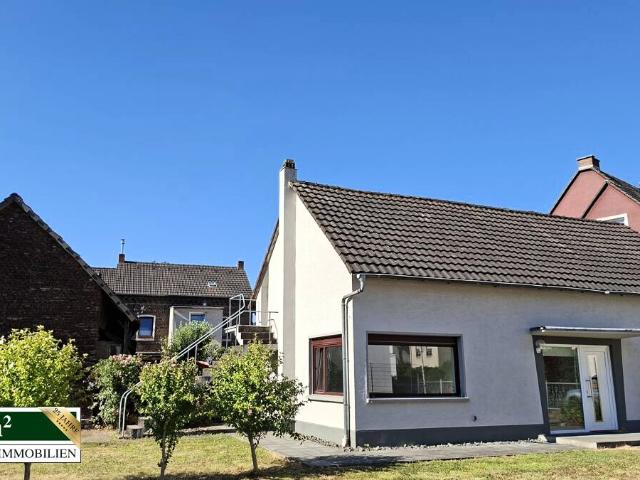 Villa kaufen in Rath/Heumar, Köln