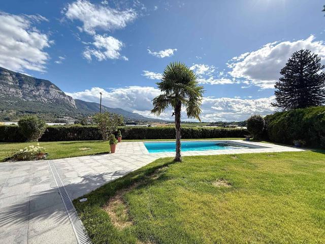 Einfamilienhaus kaufen in Veyrier