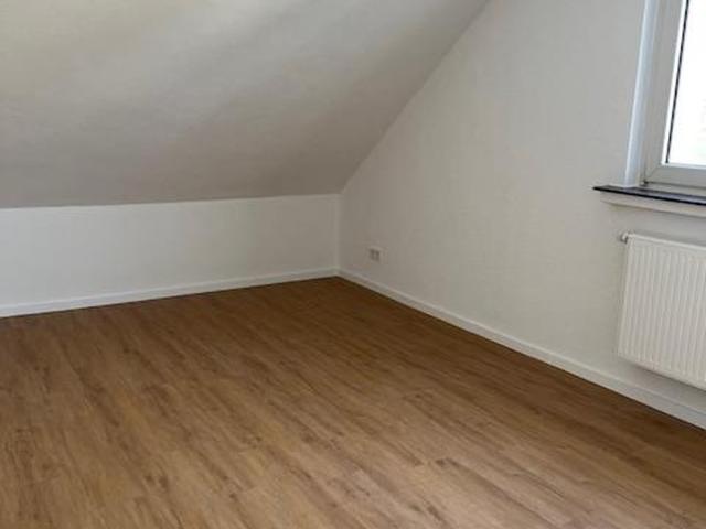 Dachgeschosswohnung mieten in Groß-Barop, Dortmund
