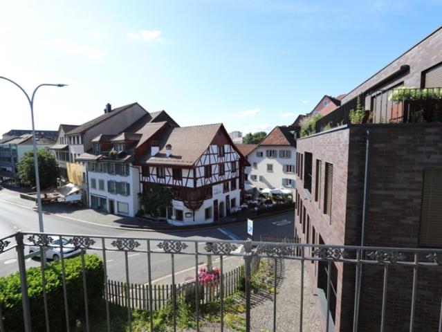 Etagenwohnung mieten in Lenzburg