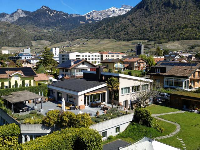 Einfamilienhaus kaufen in Aigle, Waadt