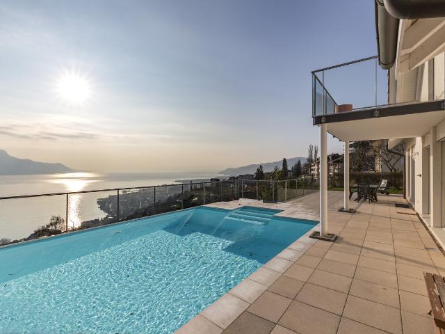 Reihenfamilienhaus kaufen in Chernex, Waadt