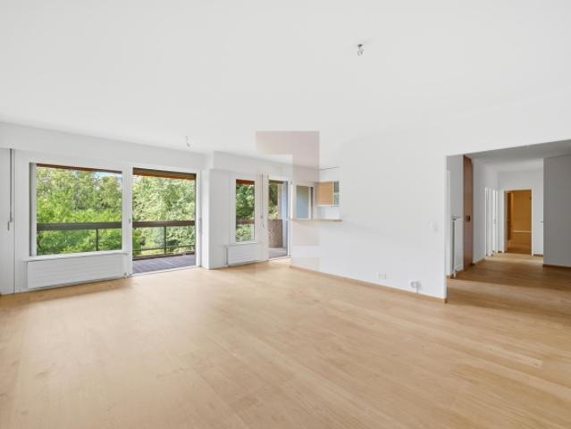 Wohnung kaufen in Cologny