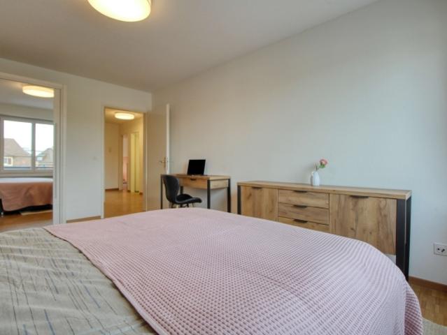 Zimmer mieten in Einigen, Zürich