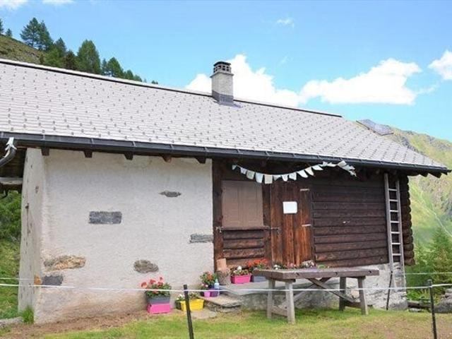 Zweifamilienhaus kaufen in Campo, Blenio, Tessin
