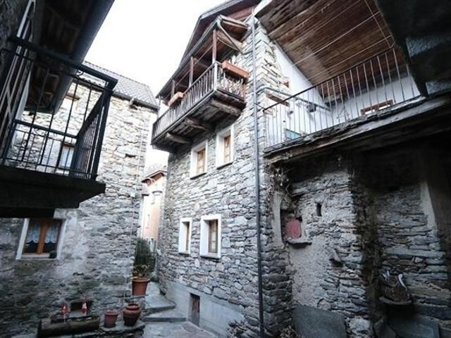 Einfamilienhaus kaufen in Centovalli, Tessin