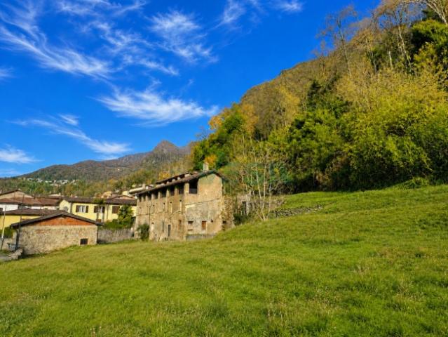 Grundstück kaufen in Melano, Tessin