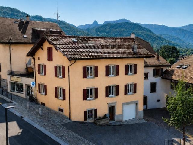 Zweifamilienhaus kaufen in Blonay, Waadt