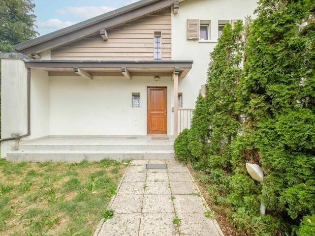 Reihenfamilienhaus kaufen in Meyrin