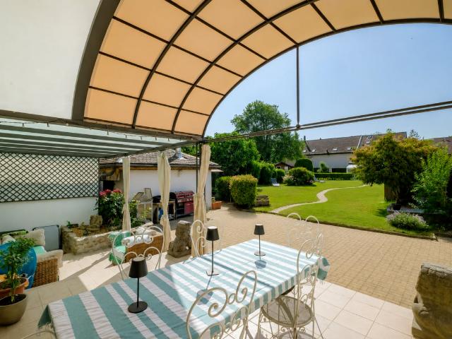 Reihenfamilienhaus kaufen in Laconnex