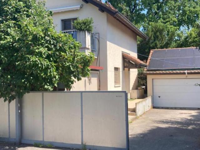 Haus kaufen in Eysins, Waadt