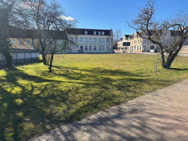 Erdgeschosswohnung kaufen in Friedland, Mecklenburgische Seenplatte