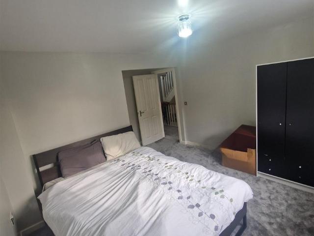 House for rent in Noak Hill, Essex