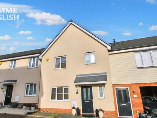House for sale in Noak Hill, Essex