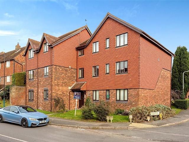Apartment for rent in Sandown Park, Kent