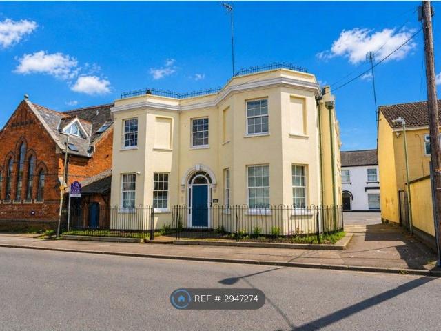 House for rent in Ewens Farm, Golden Valley