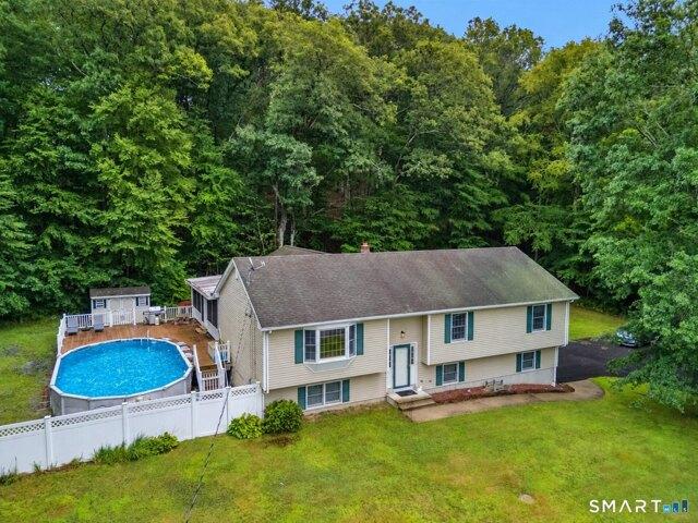 House for sale in Hallville Mill Historic District, Preston
