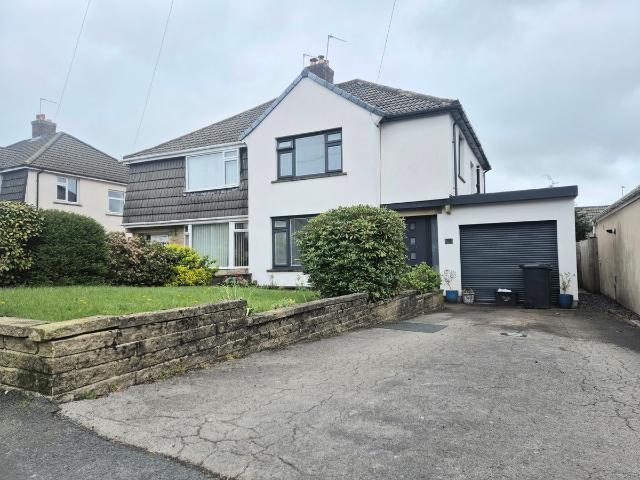 House for rent in Illingworth, West Yorkshire