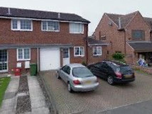 House for rent in Green Close, Warwickshire