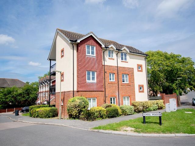 Apartment for rent in Westborough, Surrey