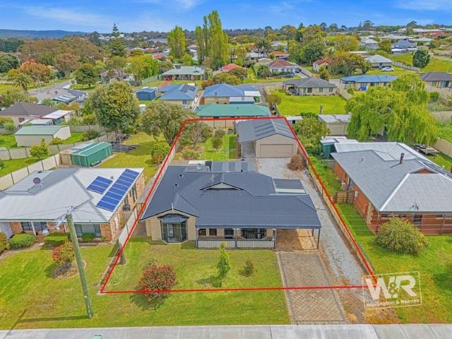 House for sale in Lockyer, Albany