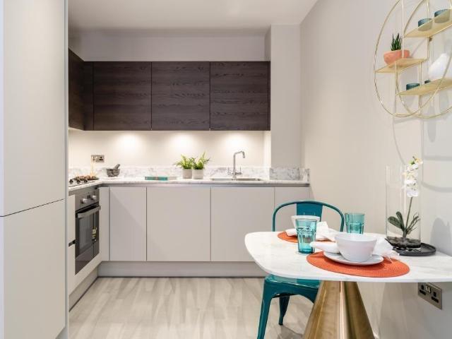 Apartment for rent in London Borough of Ealing, Greenford