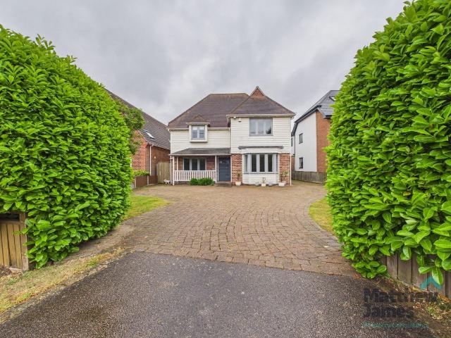 House for rent in Fordham Heath, Essex