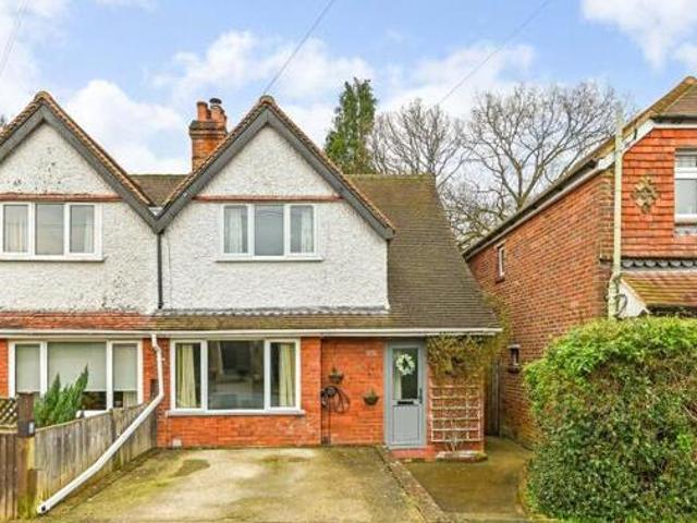 House for sale in Fole, Surrey