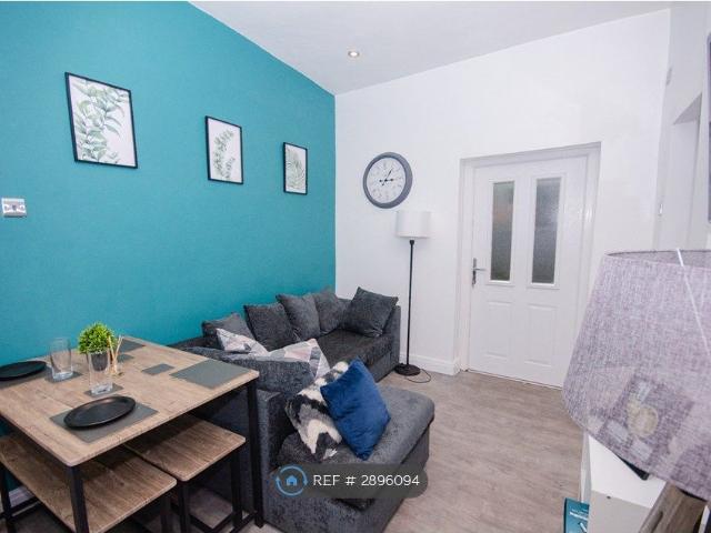 Apartment for rent in Wake Green, Isle Of Man