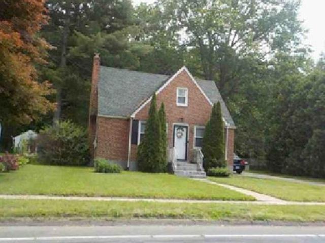 House for sale in Bloomfield, Connecticut