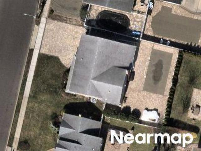 House for sale in Bellmore, New York