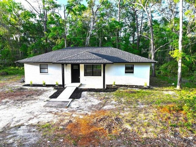 House for sale in Bronson