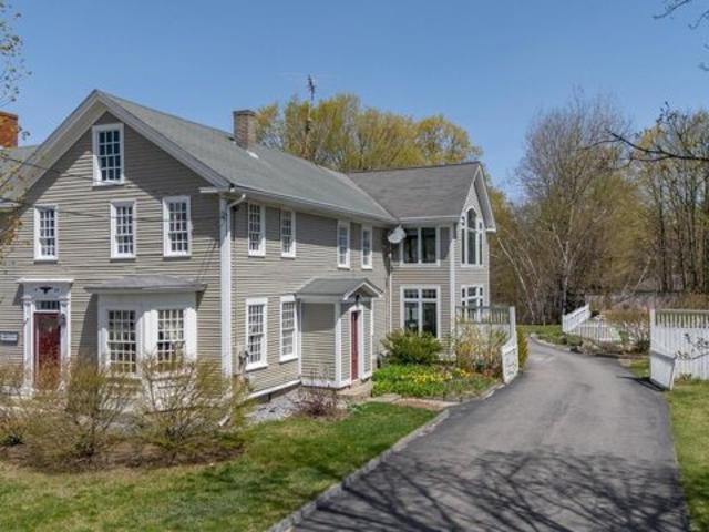 House for sale in New Hampshire