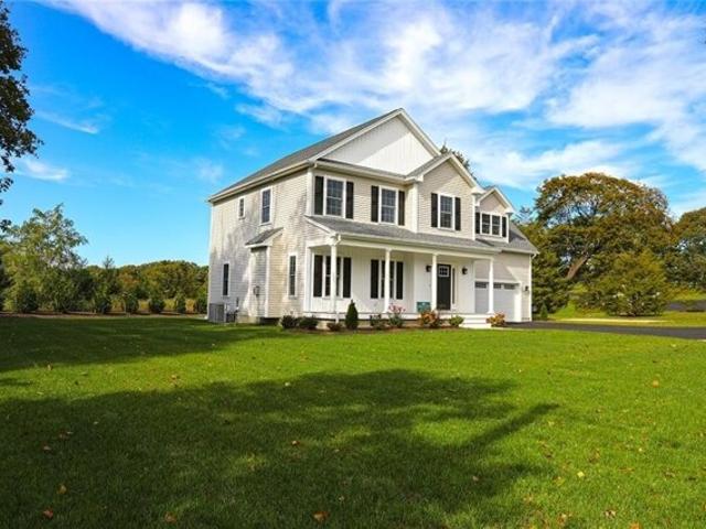 House for sale in Davisville, North Kingstown