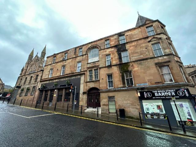 Apartment for rent in Castlehead, Glenburn