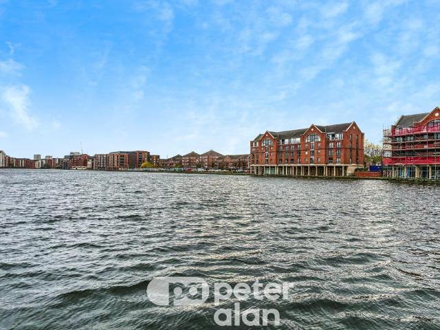 Apartment for rent in Newtown, Falcon Lodge