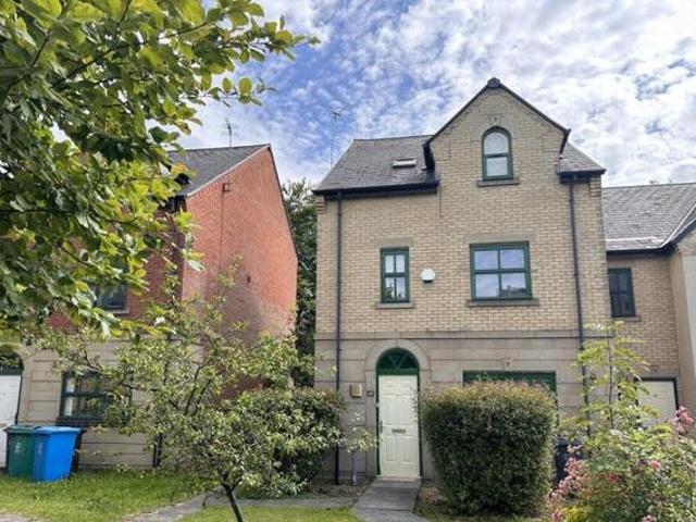 House for rent in Lyons, Greater London