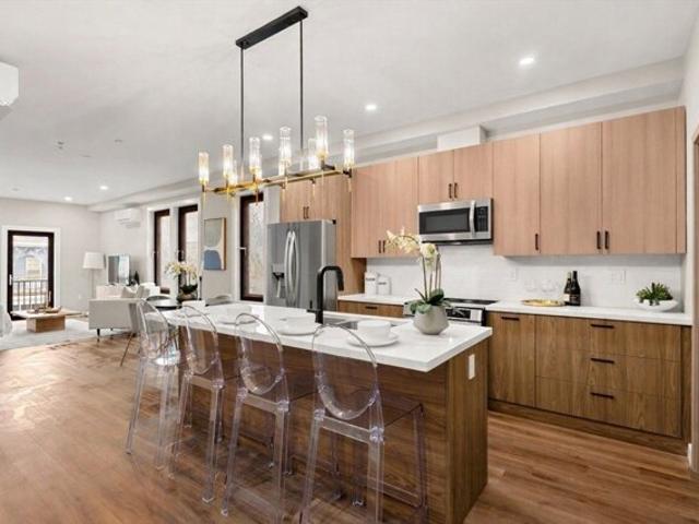 Condo for sale in Roxbury, Boston