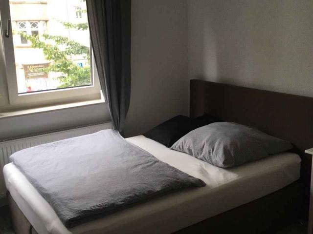 Apartment mieten in Hölderlinplatz, Stuttgart