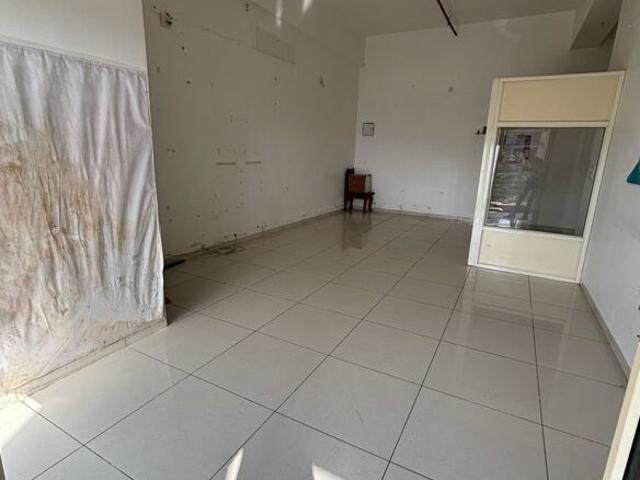 Commercial for rent in Ahmadabad, Gujarat