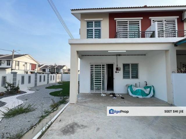 House for rent in Malaka