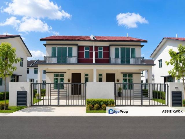 House for sale in Malaka