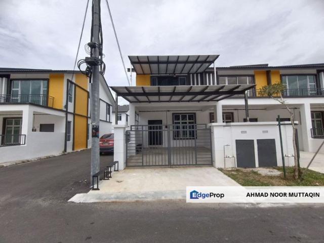 House for rent in Malaka