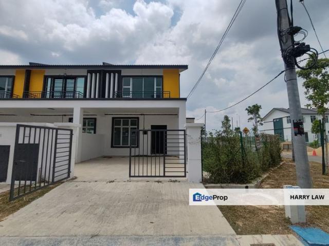 House for sale in Malaka