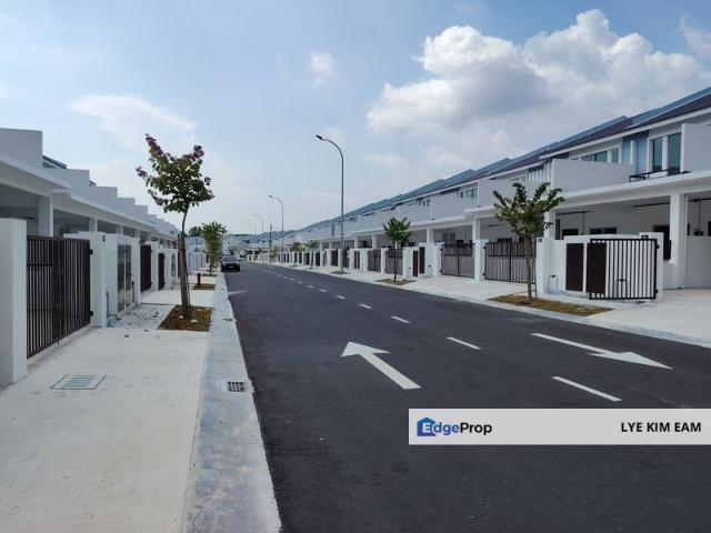 House for sale in Sendayan Village, Negeri Sembilan